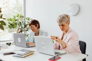 Designing Websites for Short Attention Spans